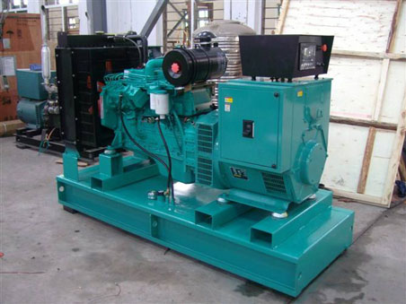 眉县200kw康明斯柴油发电机组图片 眉县200kw康明斯柴油发电机组图片